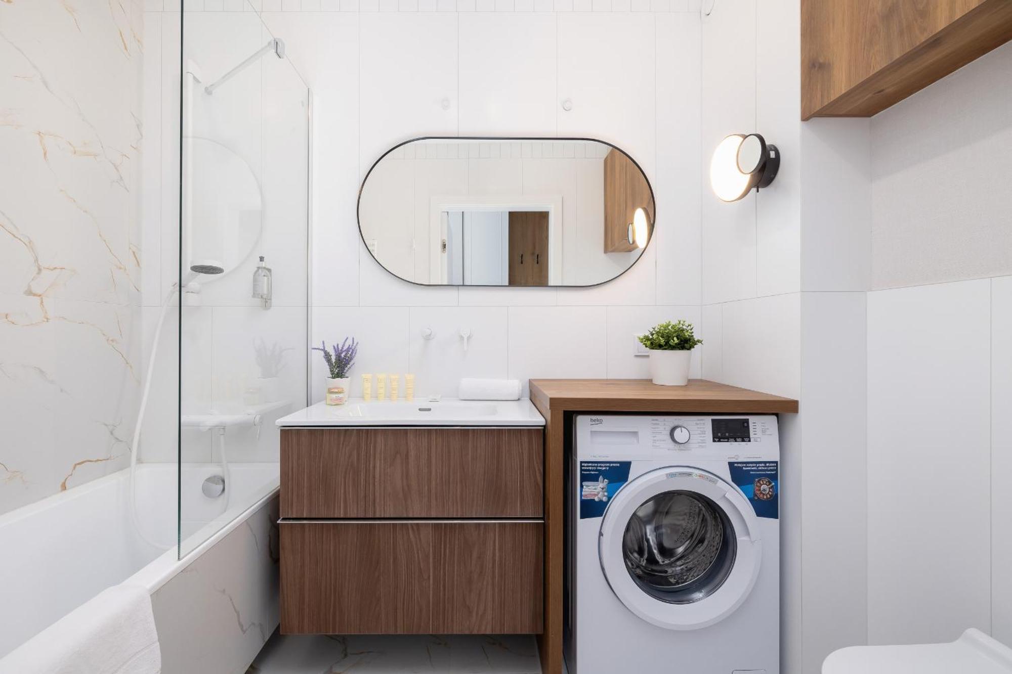 Apartment Klimatyzowane W Centrum Krakowa Z Parkingiem I Biurkiem By Renters Prestige Krakow