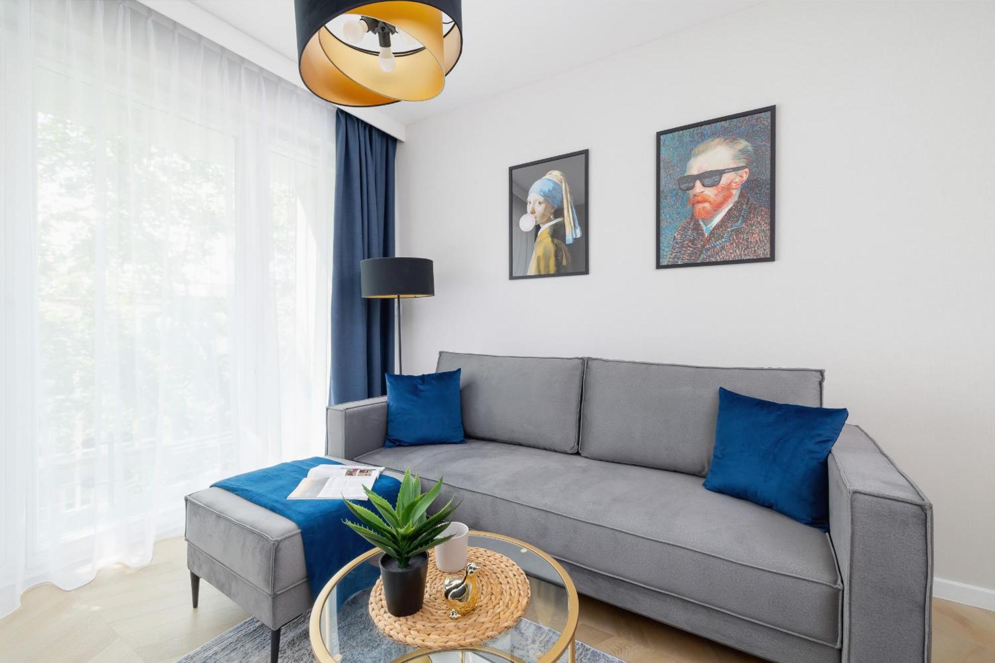 Apartment Klimatyzowane W Centrum Krakowa Z Parkingiem I Biurkiem By Renters Prestige *
